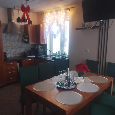 Dom wakacyjny Na Zboczu Kistowo Z Balią *