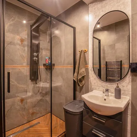 Dom Na Zboczu Kistowo Z Balia, Sauna I Basenem Letnim בית נופש