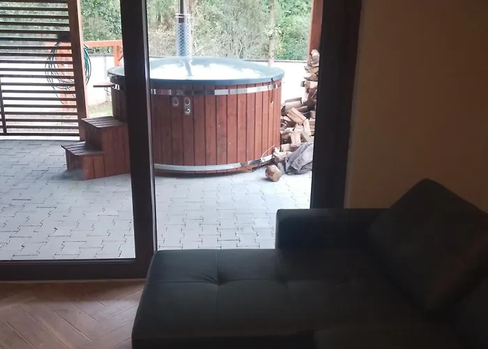 Dom wakacyjny Na Zboczu Kistowo Z Balią *