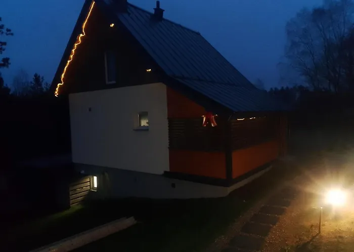 Сasa de vacaciones Dom Na Zboczu Kistowo Z Balia, Sauna I Basenem Letnim Sulęczyno