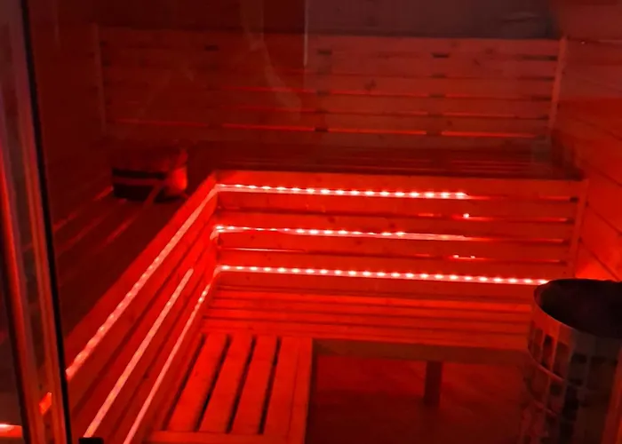 Dom Na Zboczu Kistowo Z Balia, Sauna I Basenem Letnim Сasa de vacaciones Sulęczyno