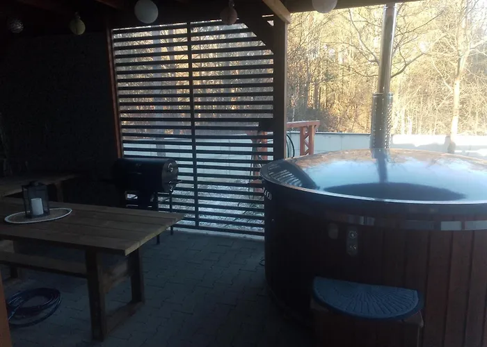 Dom Na Zboczu Kistowo Z Balia, Sauna I Basenem Letnim Сasa de vacaciones